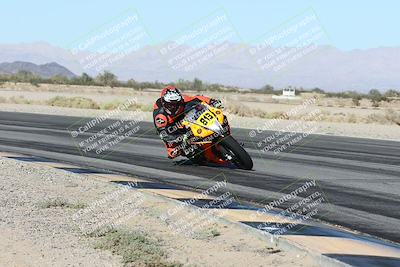 media/Nov-01-2025-CVMA (Sat) [[fc0f7531b8]]/Race 11-Amateur Supersport Open/